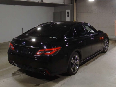 TOYOTA CROWN HYBRID