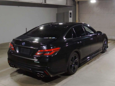 TOYOTA CROWN HYBRID