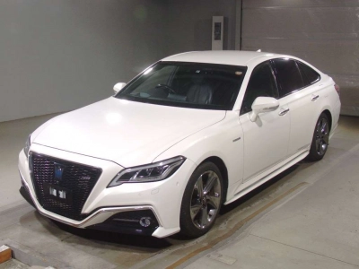 TOYOTA CROWN HYBRID