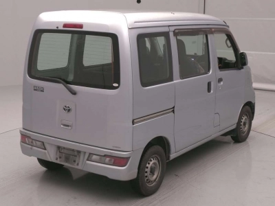 TOYOTA PIXIS VAN
