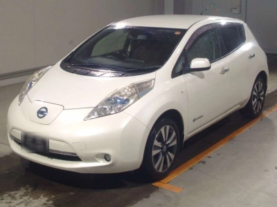 NISSAN LEAF