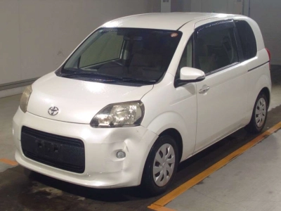 TOYOTA PORTE