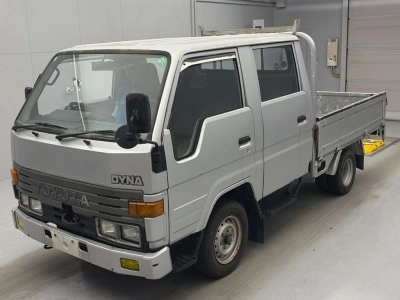 TOYOTA DYNA TRUCK