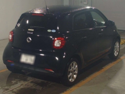 SMART FOURFOUR