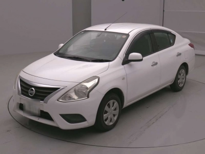 NISSAN TIIDA LATIO