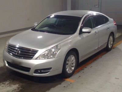 NISSAN TEANA
