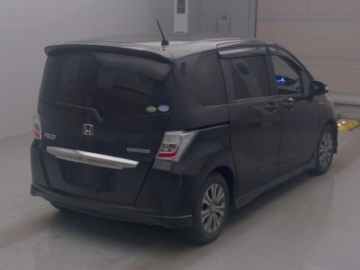 HONDA FREED HYBRID