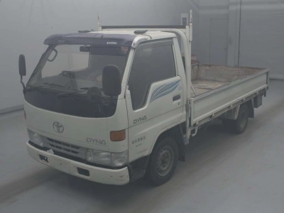 TOYOTA DYNA TRUCK