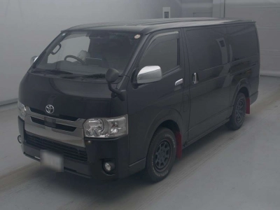 TOYOTA REGIUS VAN