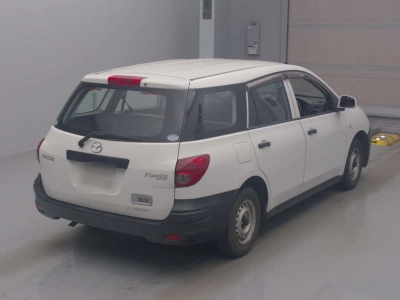 MAZDA FAMILIA VAN