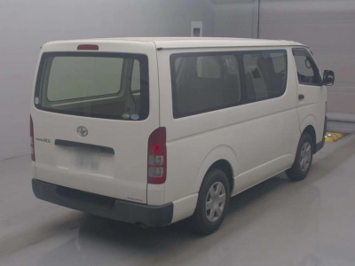 TOYOTA REGIUS VAN