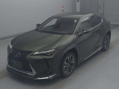 LEXUS UX