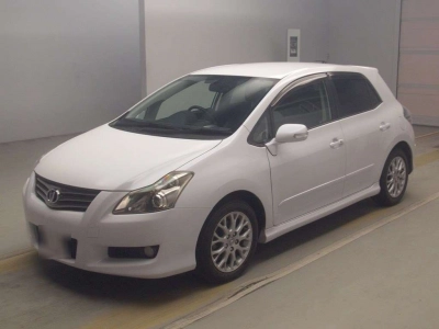 TOYOTA BLADE