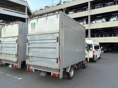 TOYOTA DYNA TRUCK