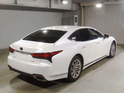 LEXUS LS