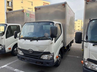 TOYOTA DYNA TRUCK