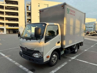 TOYOTA DYNA TRUCK