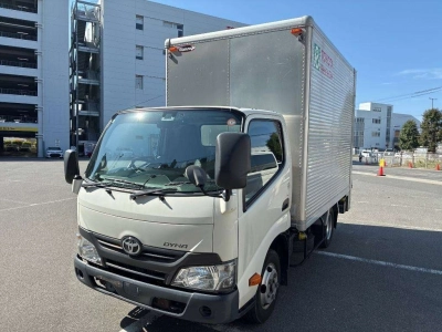 TOYOTA DYNA TRUCK