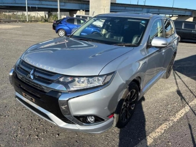 MITSUBISHI OUTLANDER PHEV