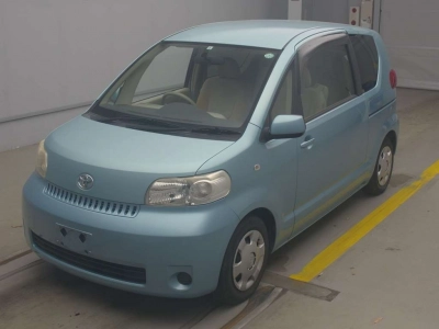 TOYOTA PORTE