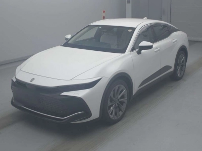 TOYOTA CROWN CROSSOVER