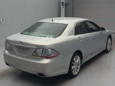 TOYOTA CROWN HYBRID