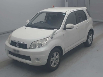 TOYOTA RUSH
