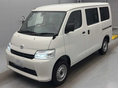 TOYOTA TOWN ACE VAN