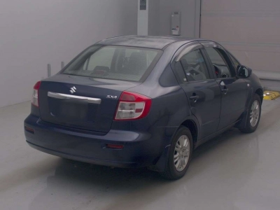 SUZUKI SX4 SEDAN
