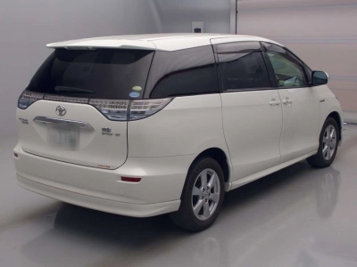 TOYOTA ESTIMA HYBRID