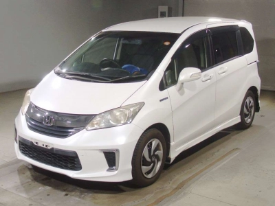 HONDA FREED HYBRID