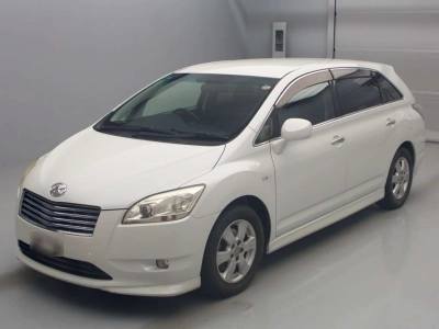 TOYOTA MARK X ZIO