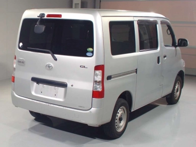 TOYOTA TOWN ACE VAN