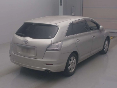 TOYOTA MARK X ZIO