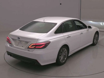 TOYOTA CROWN HYBRID