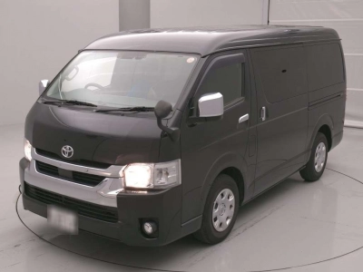 TOYOTA HIACE WAGON