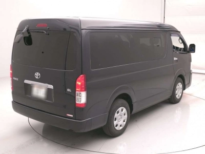 TOYOTA HIACE WAGON