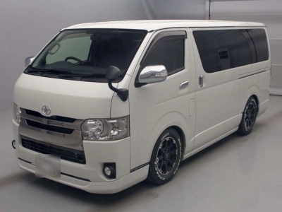 TOYOTA REGIUS VAN