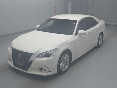 TOYOTA CROWN HYBRID