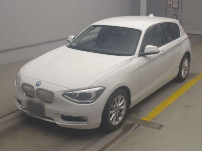 BMW 1 SERIES