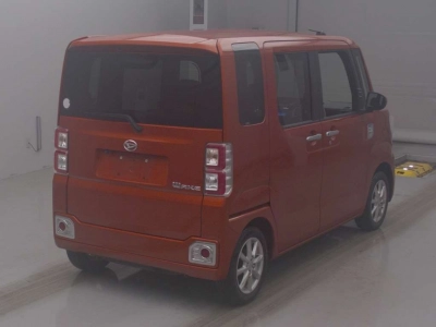 DAIHATSU WAKE