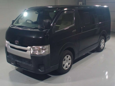 TOYOTA REGIUS VAN