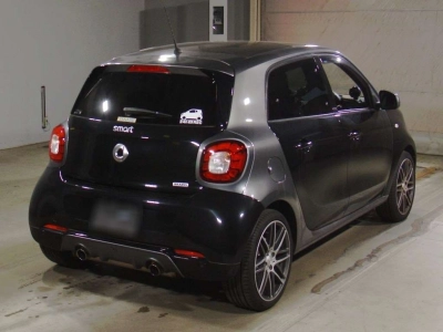 SMART FOURFOUR