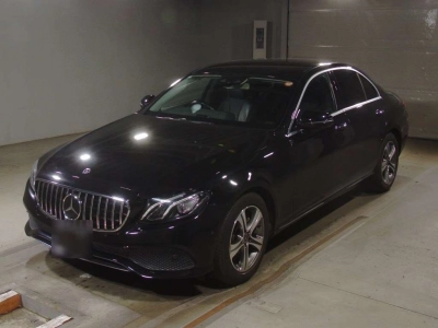 MERCEDES BENZ E CLASS