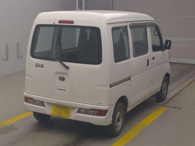 TOYOTA PIXIS VAN