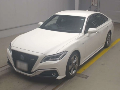 TOYOTA CROWN HYBRID
