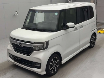 HONDA N BOX CUSTOM