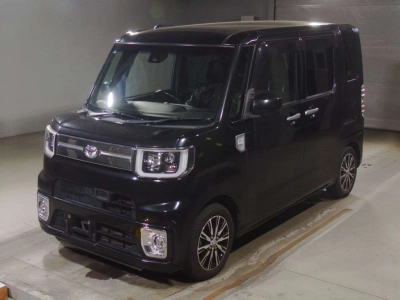 TOYOTA PIXIS MEGA