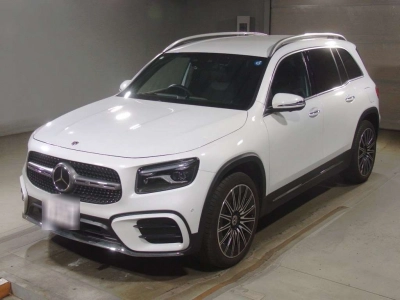 MERCEDES BENZ GLB