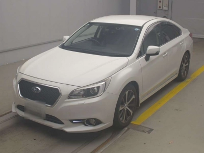 SUBARU LEGACY B4